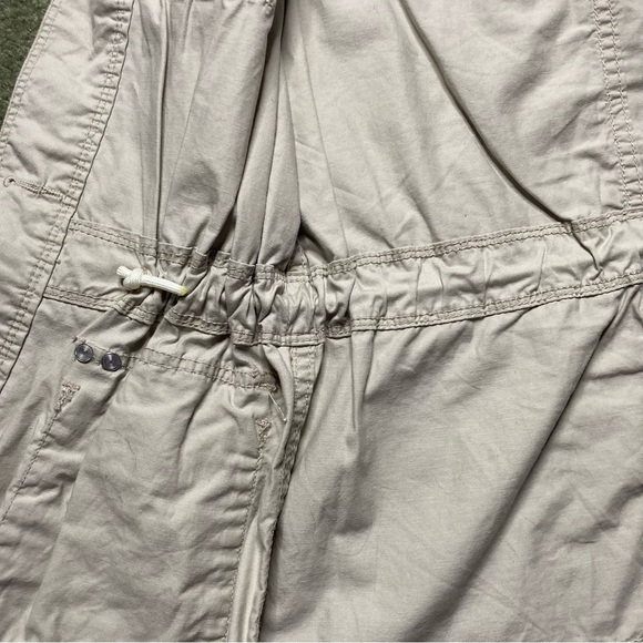 Women's Beige Utility Vest - Picture 11 of 11